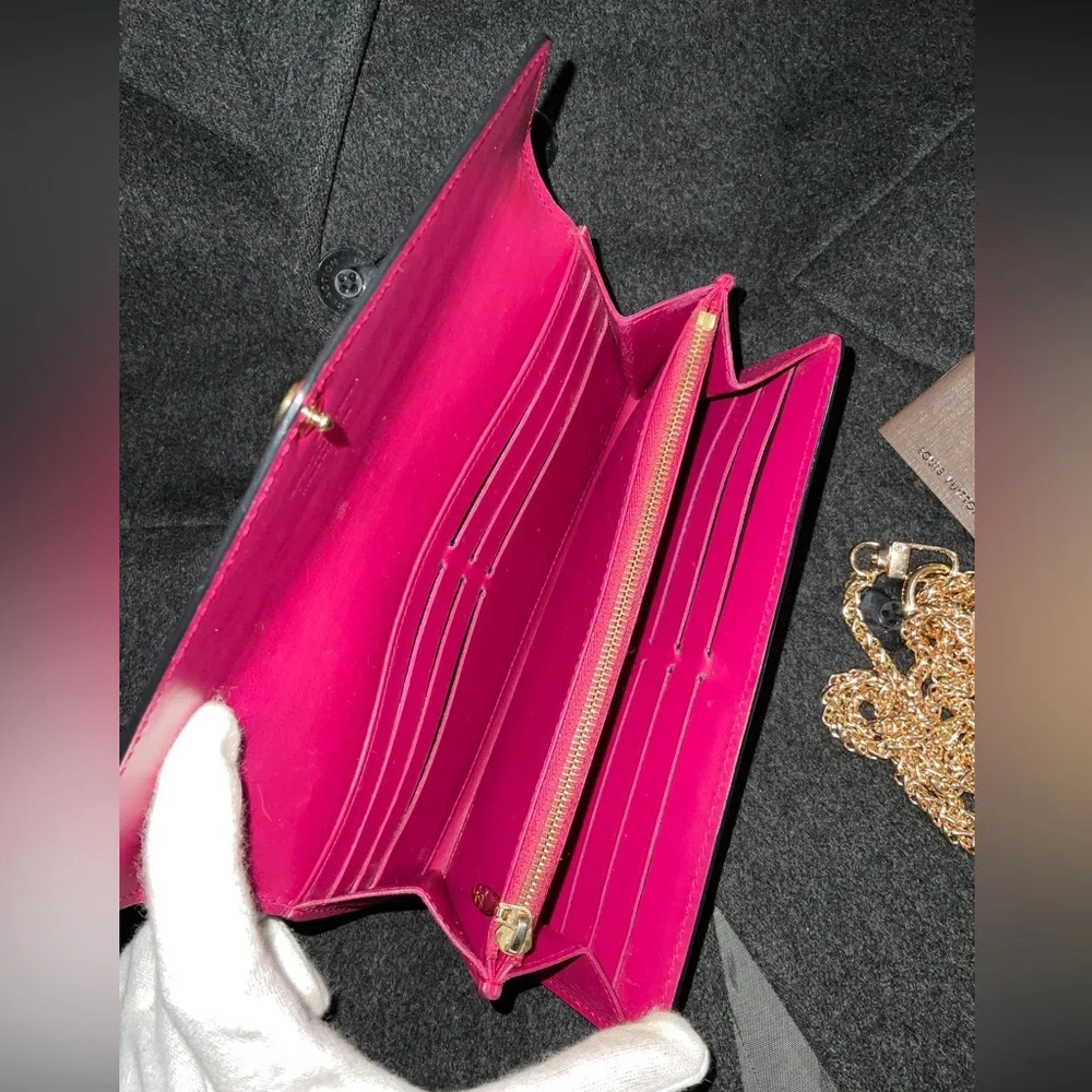 ✅AUTHENTIC LV LONG WALLET VERNIS VERYGOOD CONDITION GIFTABLE - Picture 6 of 15